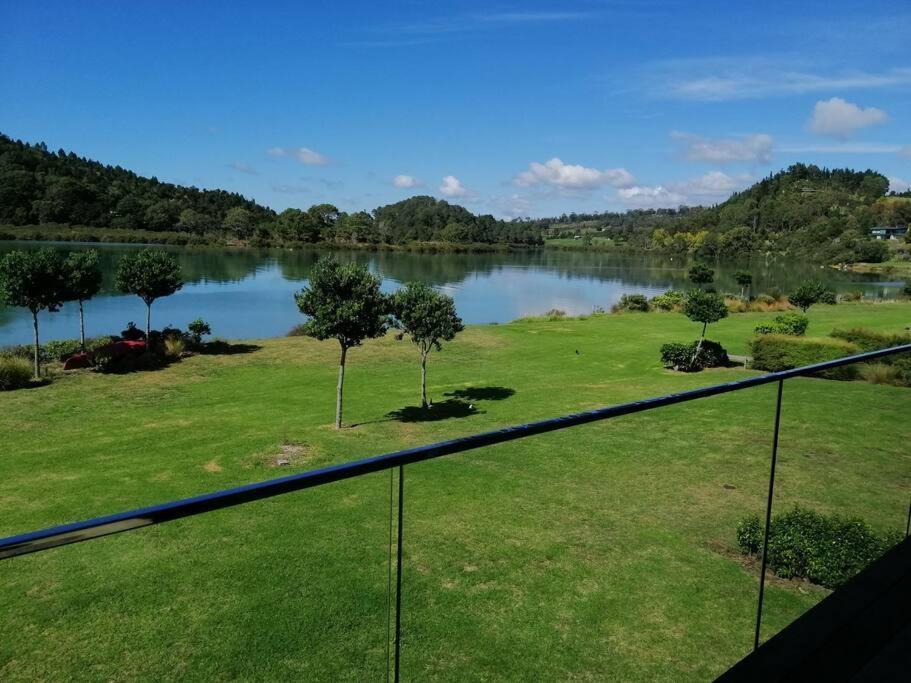 Purangi Waterfront Retreat - 2 Bedroom Cooks Beach Екстериор снимка